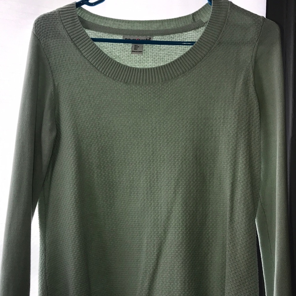 NWOT mint green sweater